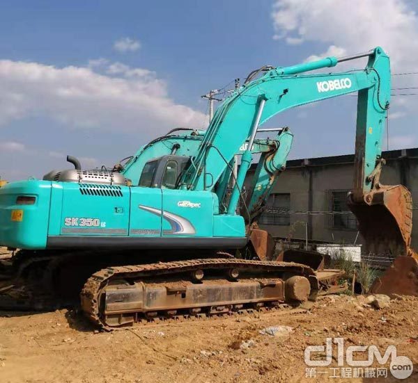 刘老板新挖掘机,刘老板云南