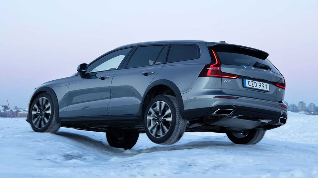 给你一个不买奔驰的理由,沃尔沃v60算不算suv