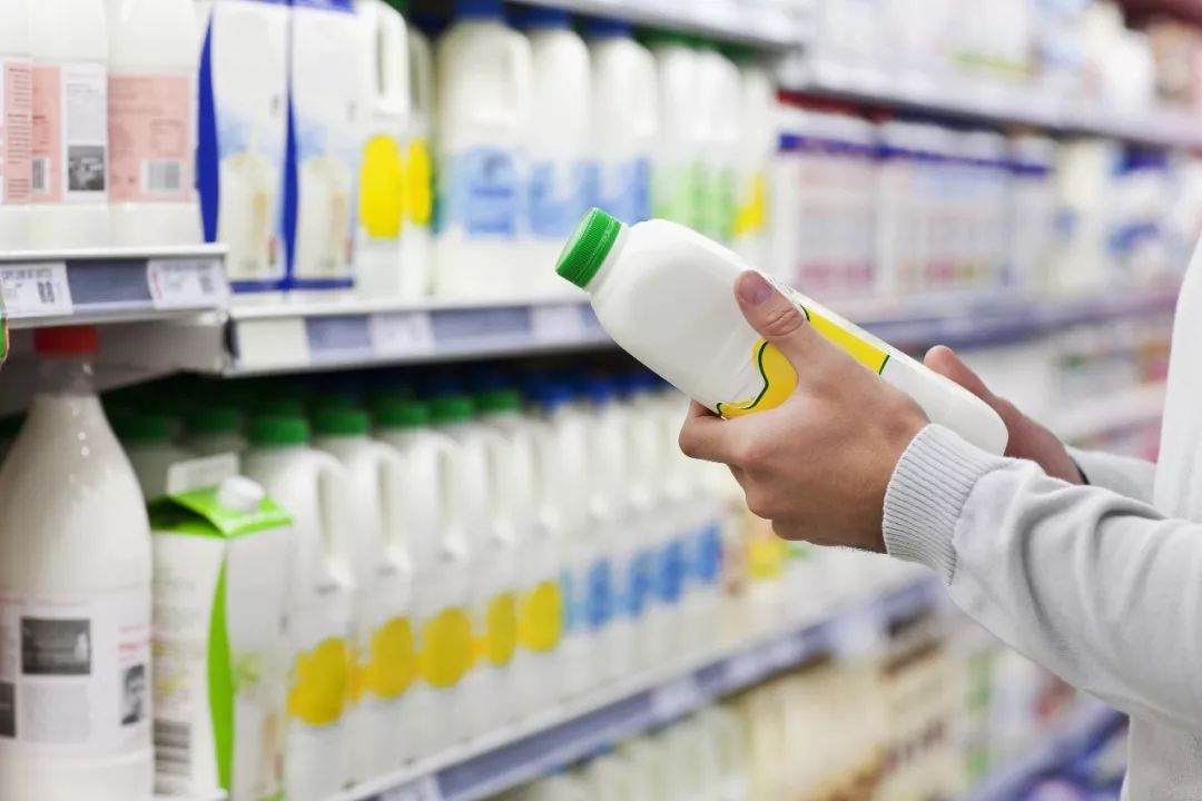 后背疼吃了维生素b可以缓解,b族维生素的副作用浑身发痒