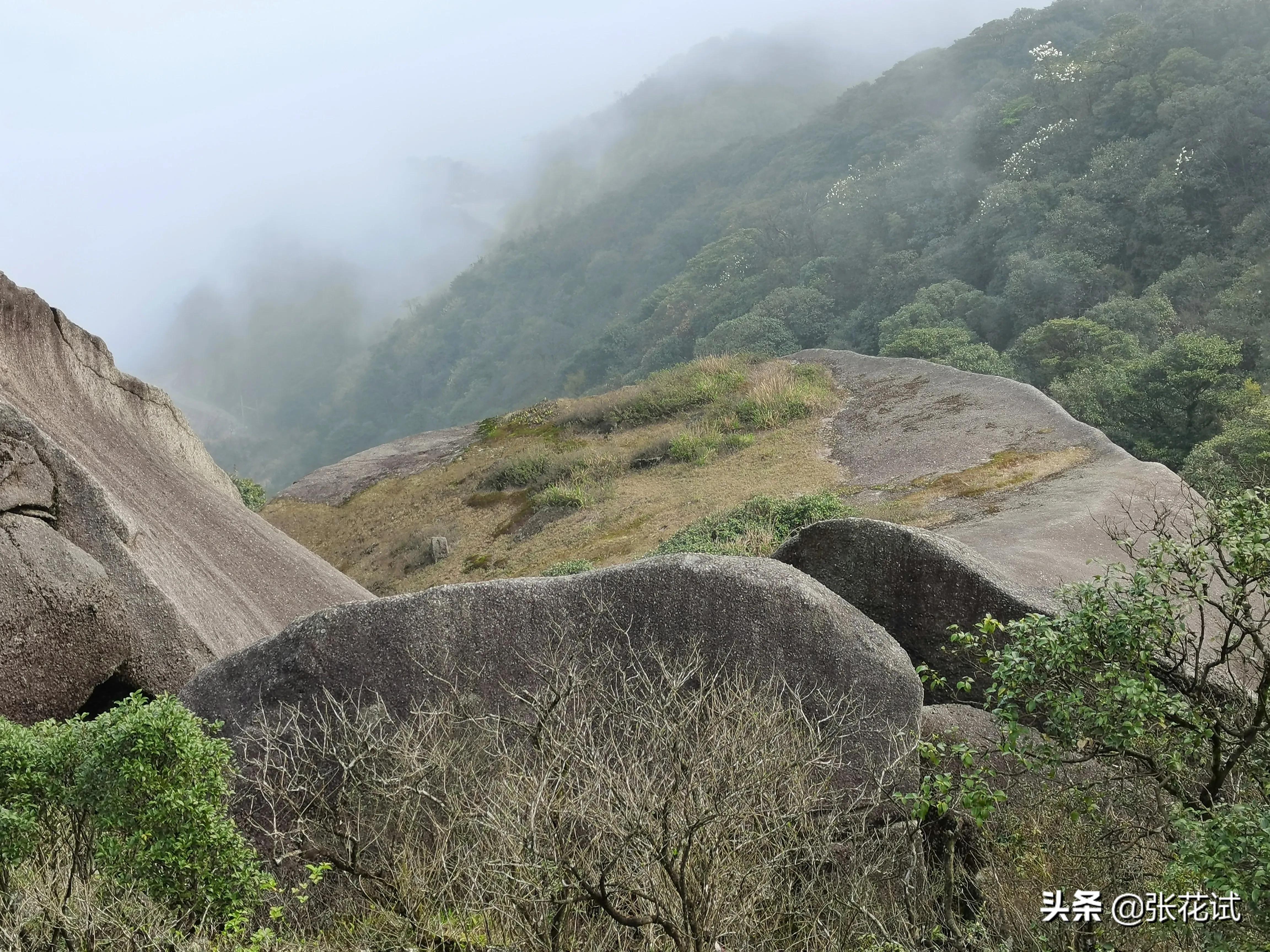 冷瓮顶航拍,冷瓮顶过山峰