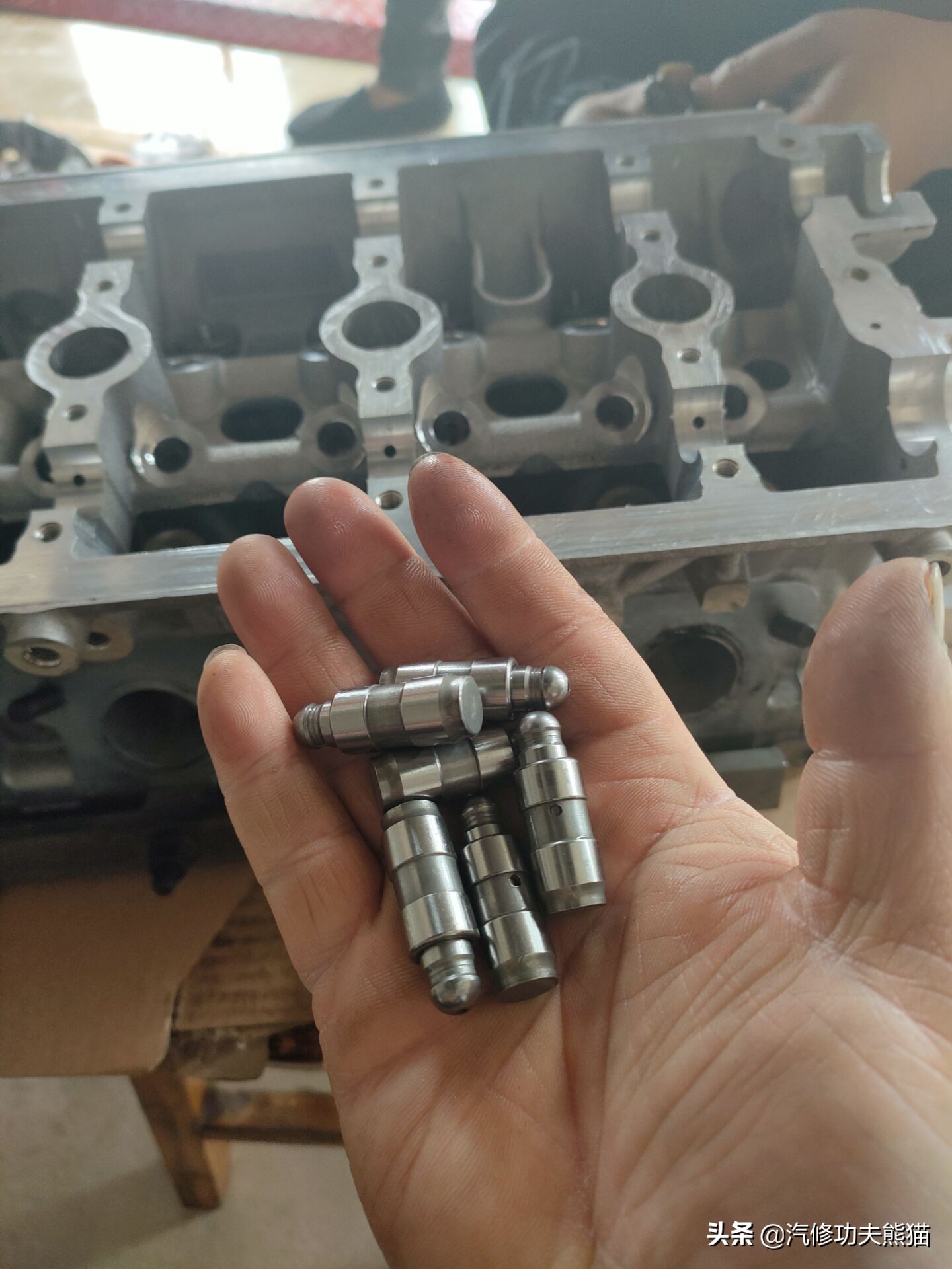 一汽奥迪a6l烧机油,08款奥迪a6l2.0t烧机油严重怎么办