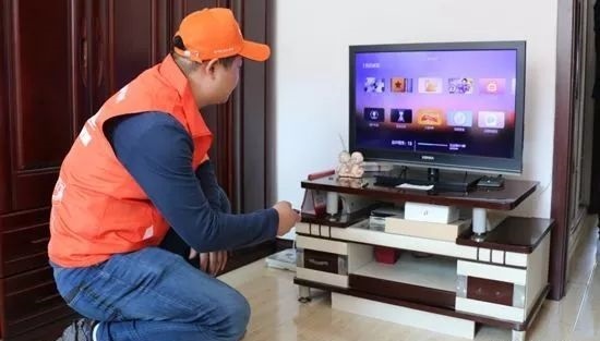 小区家庭宽带上网路由器连接步骤,宽带入户怎么连接光猫