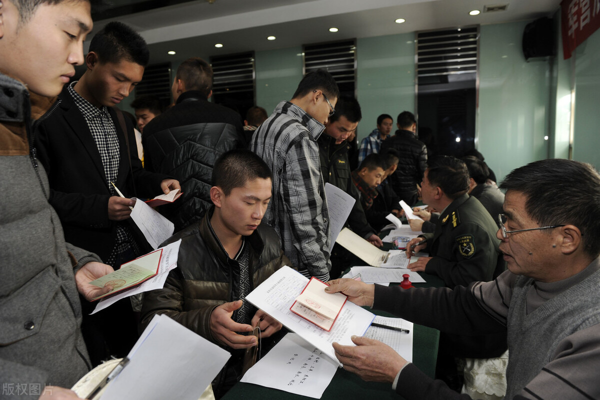 考研拟录取后附简历,考研拟录取后多久体检转档案