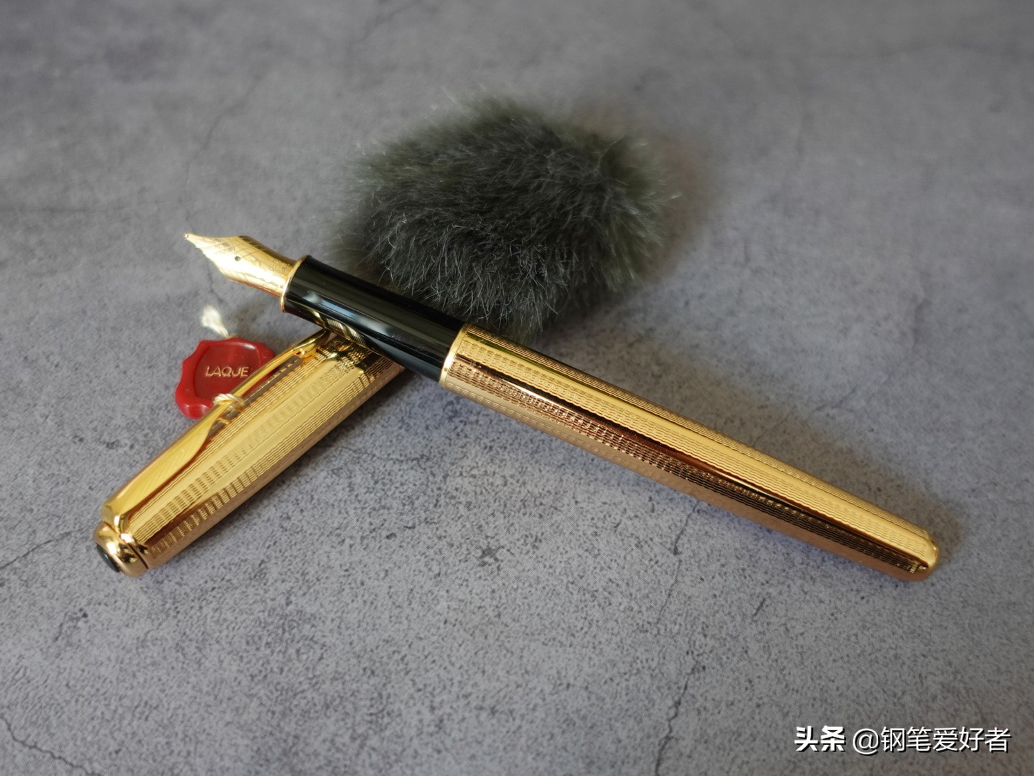 派克钢笔18k纯金老款,全新派克卓尔系列钢笔18k750