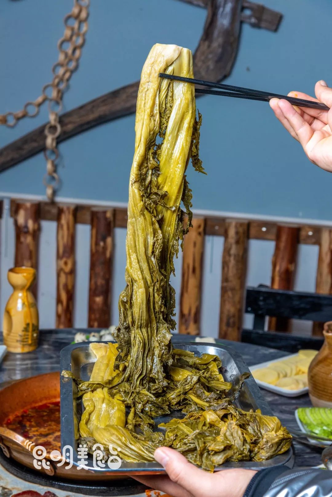 昆明最好吃的酸菜牛肉,昆明关上老坛秘制酸菜牛肉