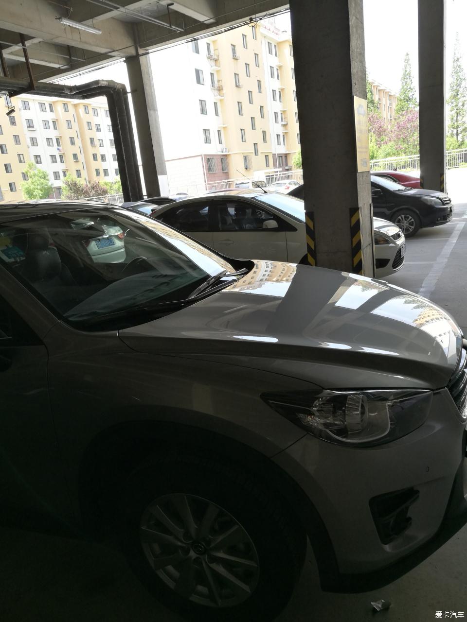 自己动手给汽车打蜡,cx-5抛光打蜡