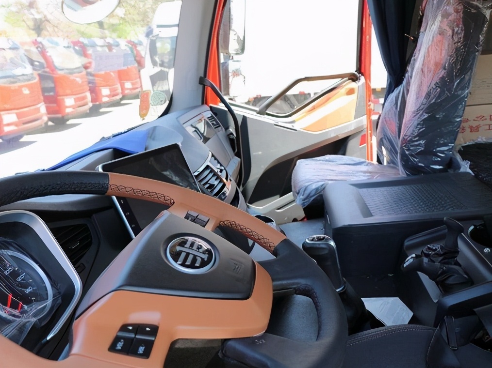 拉快递哪款车最省油,拉快递最好的车型