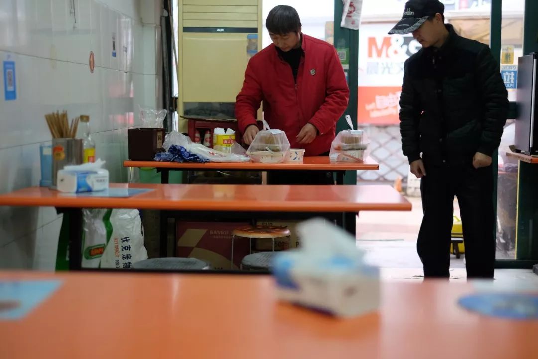 南高教里的学府苑里都有啥好吃的