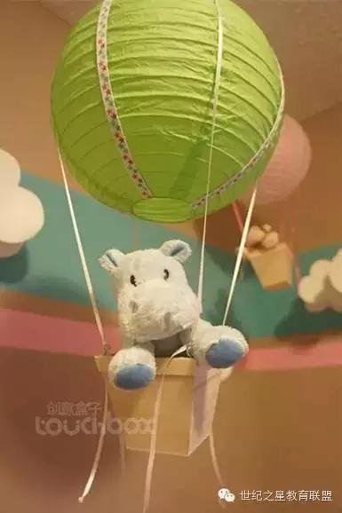 春节大红灯笼手工制作方法,用废旧材料做春节手工灯笼