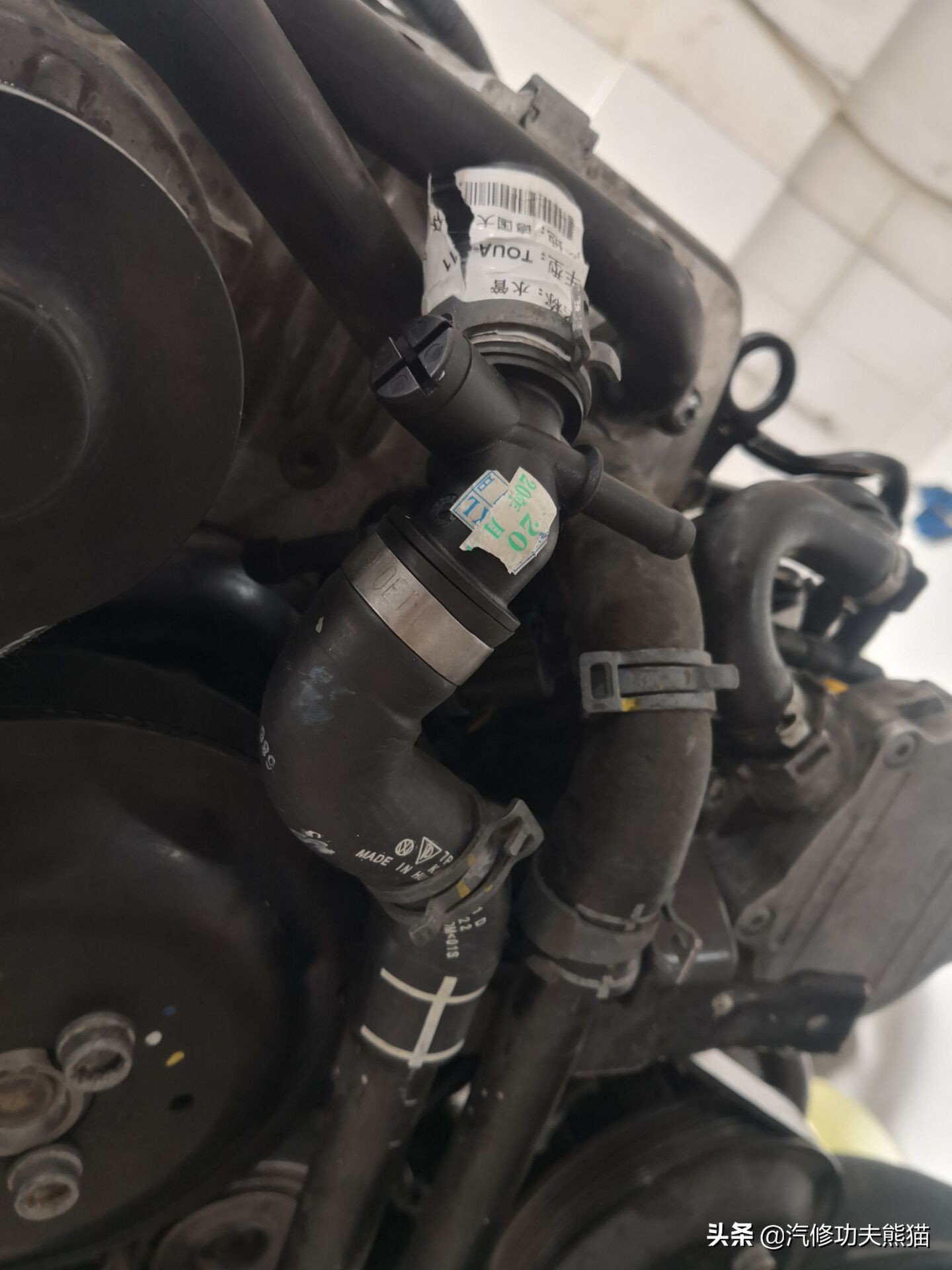 大众途锐急加速发动机故障灯点亮,大众新款途锐车子烧机油