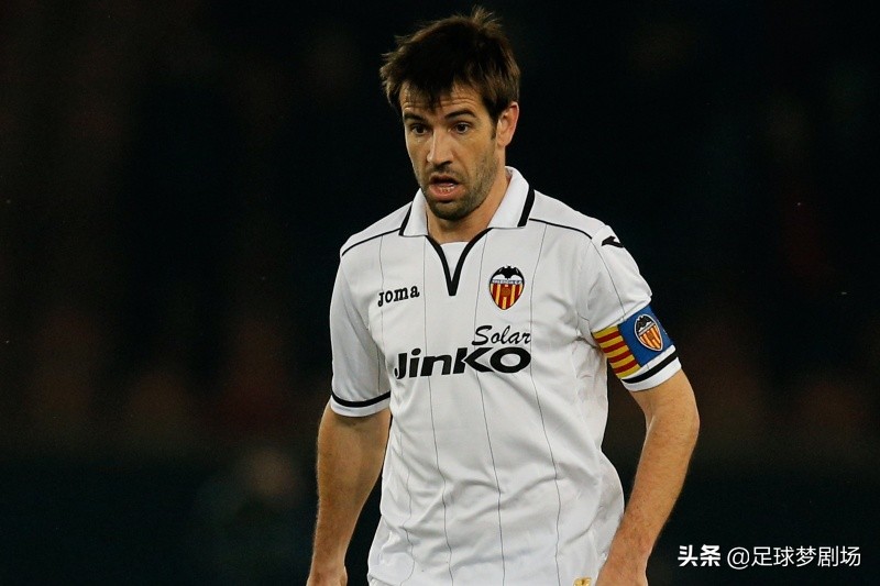 还记得他们吗？这些知名球员在退役后也成为了教练