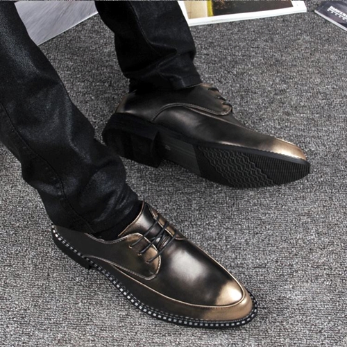 皮鞋不跟脚的处理方法,皮鞋不跟脚怎么办妙招