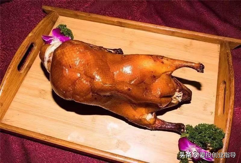 贝窝：团建摩锐水世界丨这个夏天，唯有清凉与水不可负