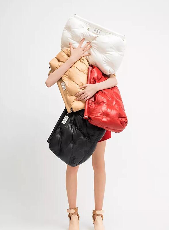 可携带的枕头,最近很火的枕头包夏天百搭