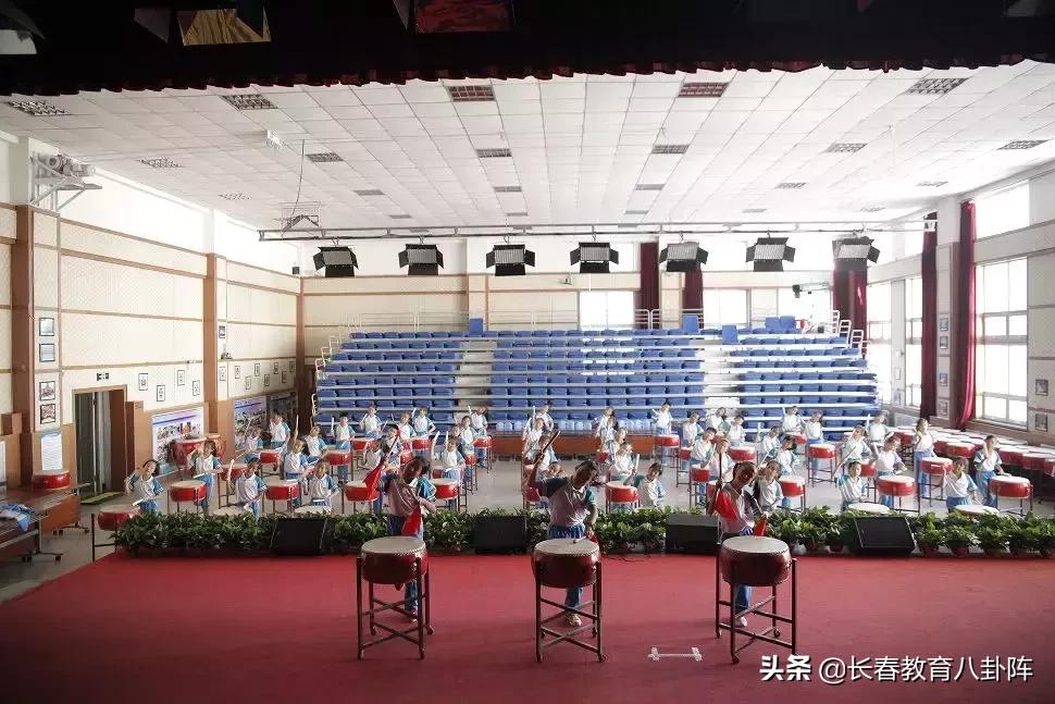 长春全日制北方教育哪个校区好,长春外国语学校里面环境