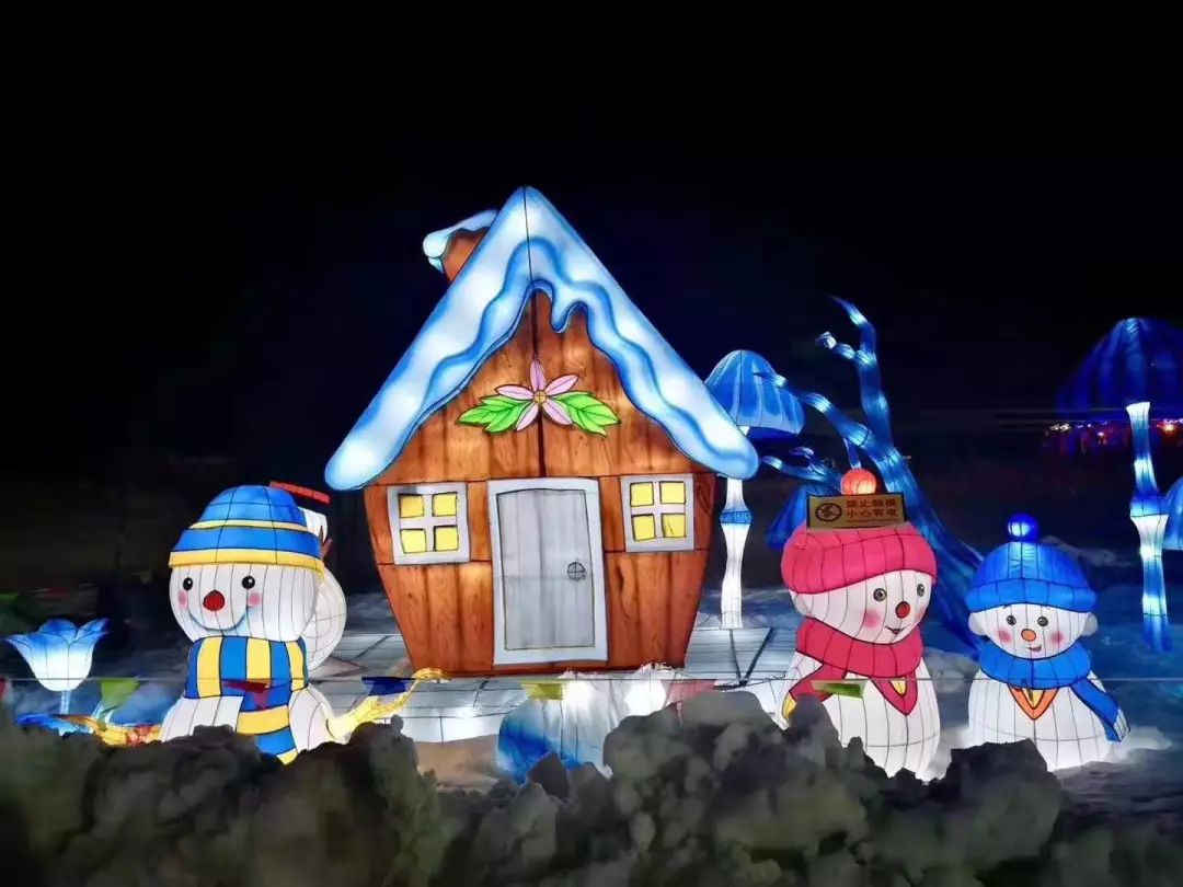 去西岭雪山玩雪要准备些什么,去西岭雪山滑雪需要先买门票吗