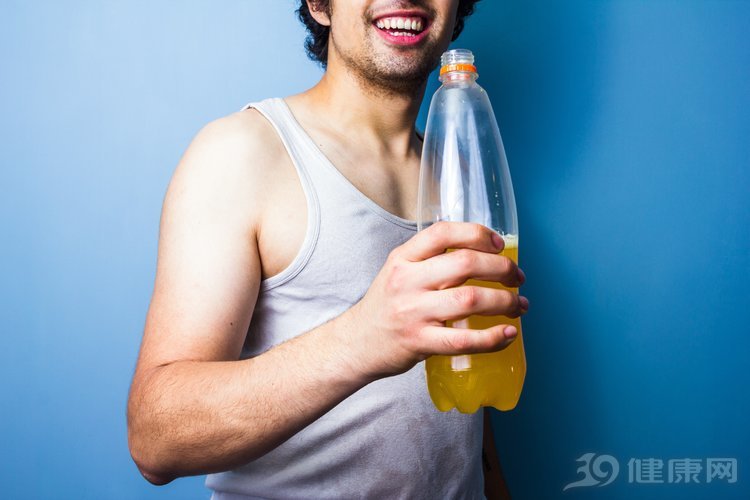 请问医生老是出汗是什么原因,动不动就出汗了中医师讲解