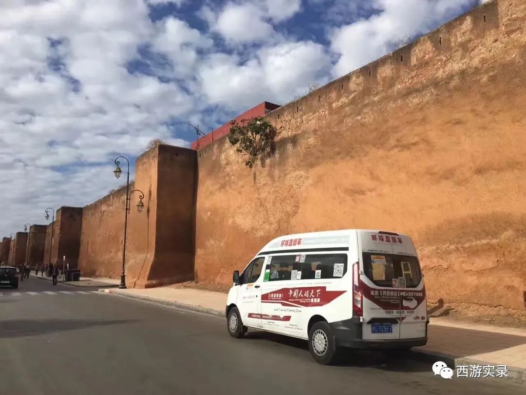 跟三毛同时期的流浪汉,跟着三毛去撒哈拉