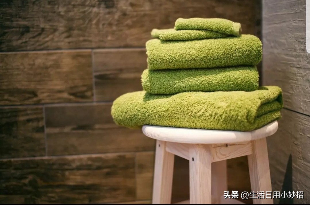 毛巾发黄怎么让它洁白如新,如何洗白毛巾洁白如新