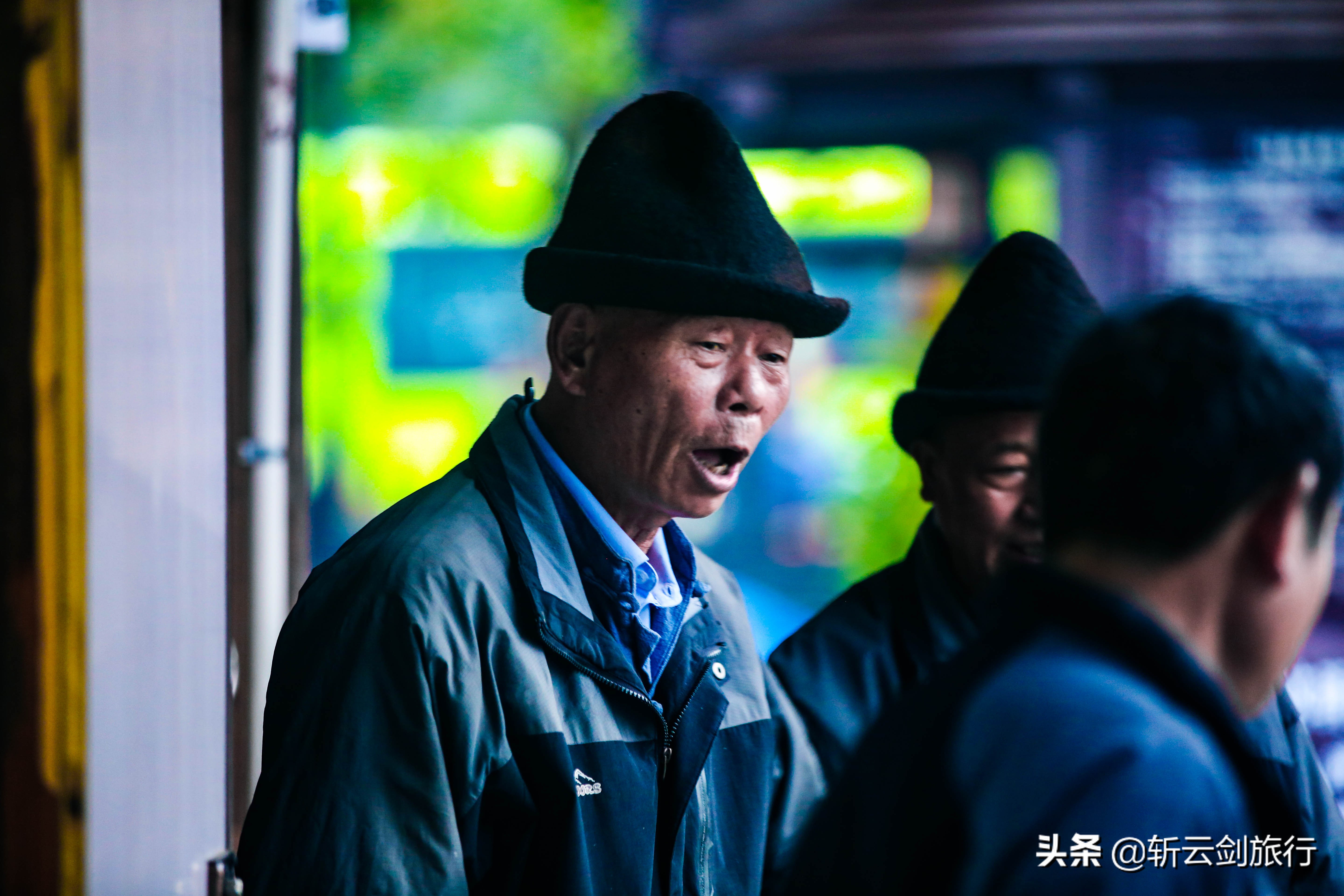 山常青水长流,山常青水长流歌词