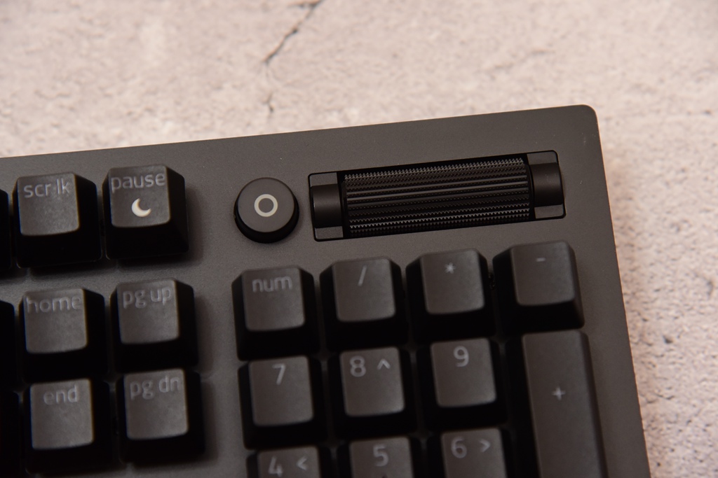 雷蛇黑寡妇v3黄轴键盘测评,雷蛇黑寡妇蜘蛛v3键盘测评