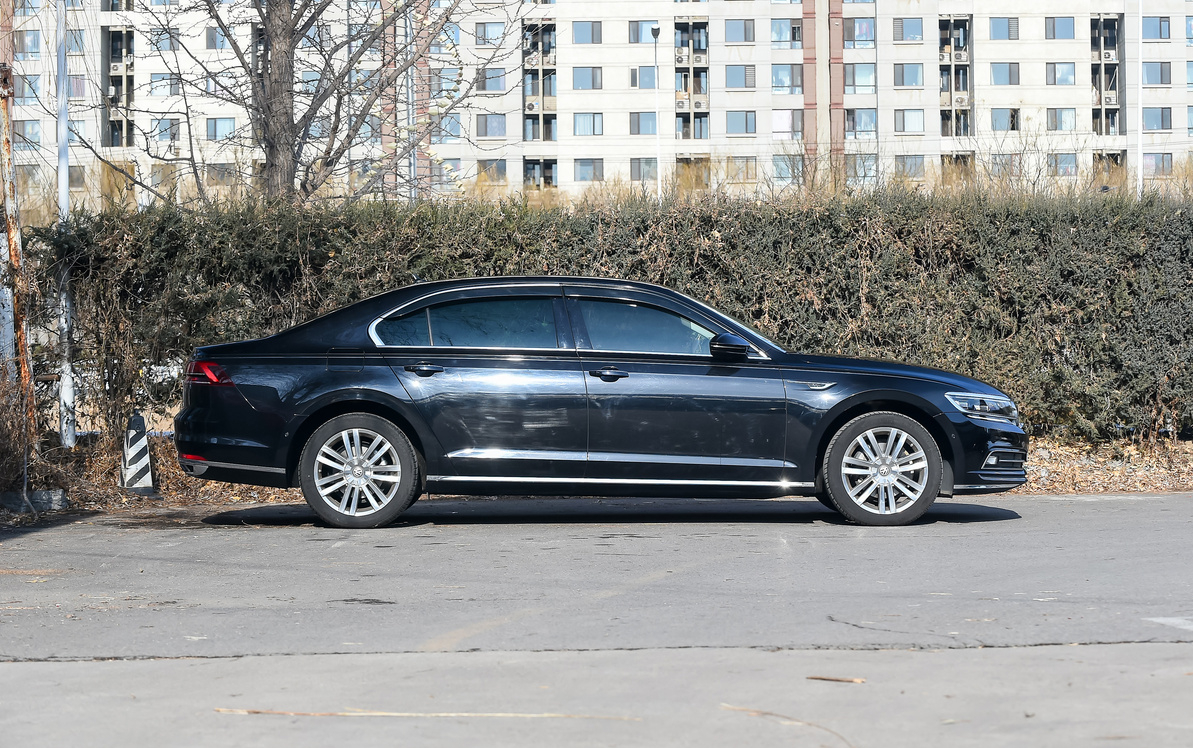 大众辉腾降价最新消息,新款大众小辉腾多少钱