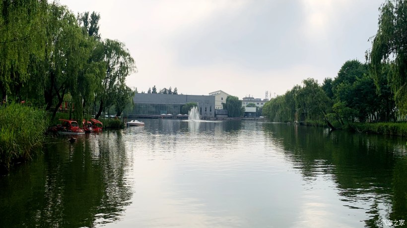 海淀区稻香湖景酒店,北京海淀稻香湖景酒店夜景
