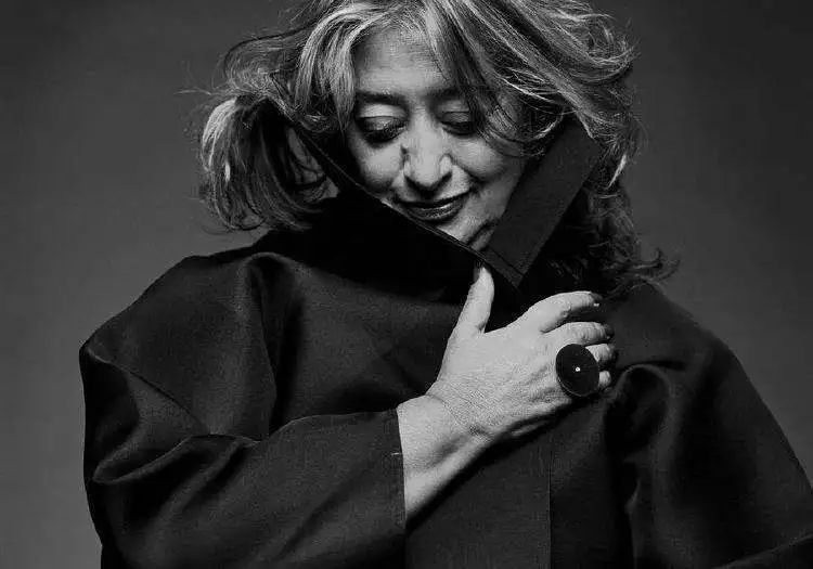 建筑女魔头扎哈哈迪德作品,建筑女魔头扎哈哈迪德解读建筑