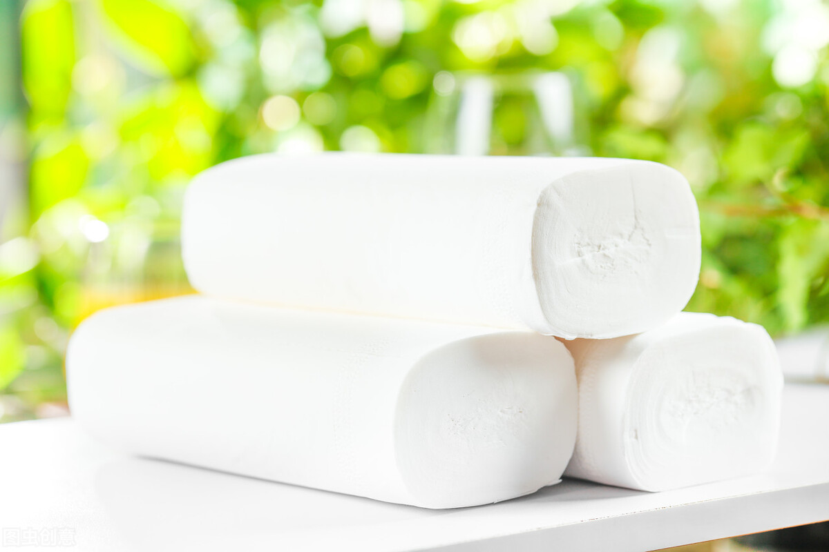 小便后用湿巾还是纸巾比较好,上完小便用纸巾擦好还是湿巾好