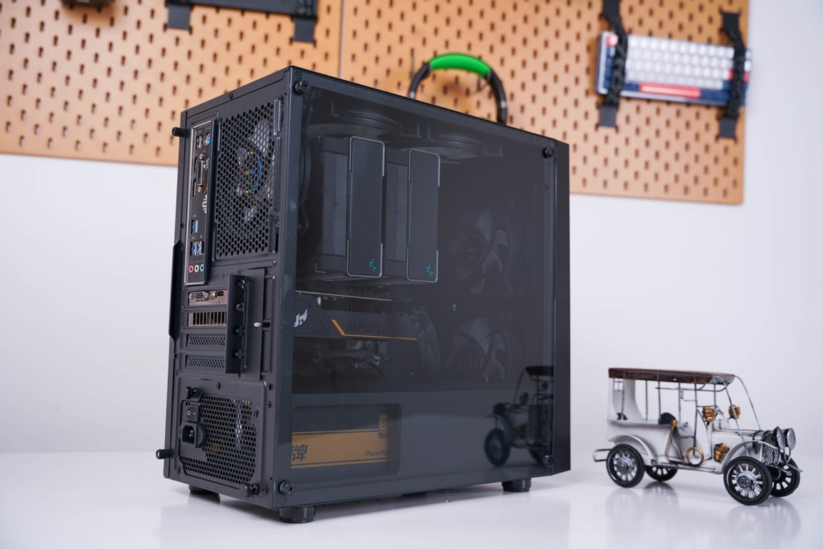 两千元以内的高性价比电脑主机,2020年中端电脑主机推荐