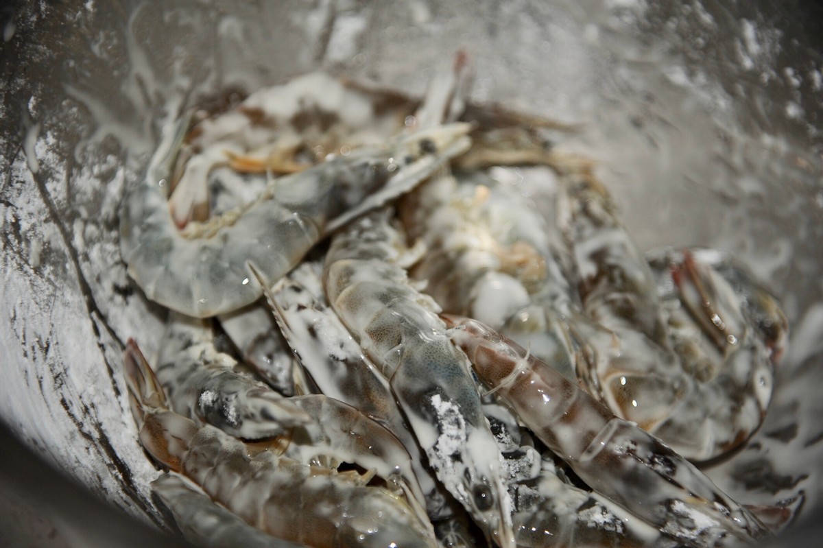 芒果虾怎么做好吃,芒果虾凉拌做法大全