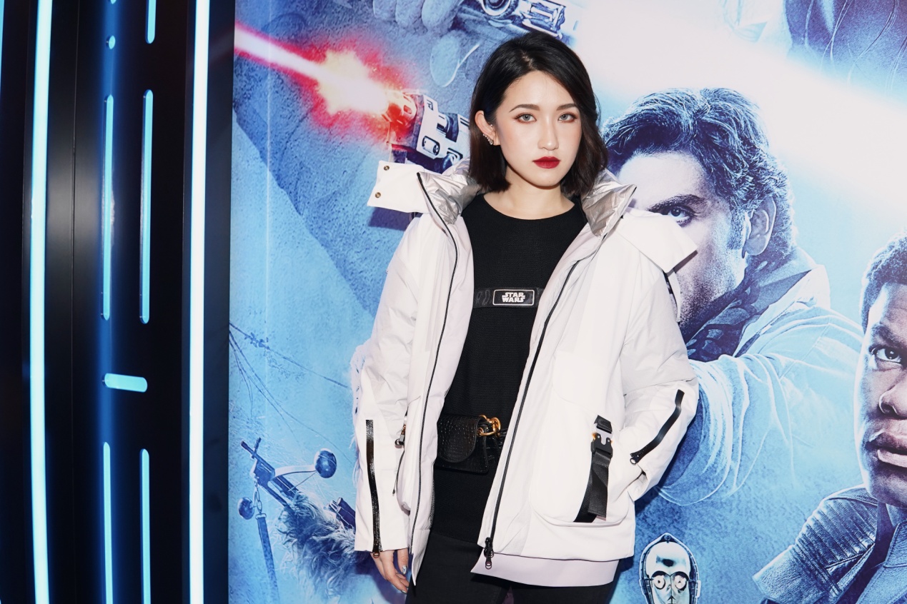 波司登羽绒服爆款搭配,波司登去年爆款羽绒服怎么搭