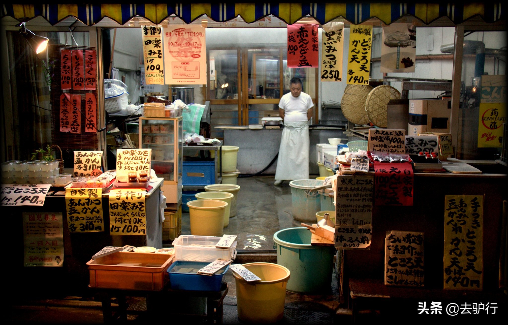 公知鼓吹日本人礼貌，游客也称赞有加，这“伪礼貌”还有人追捧？