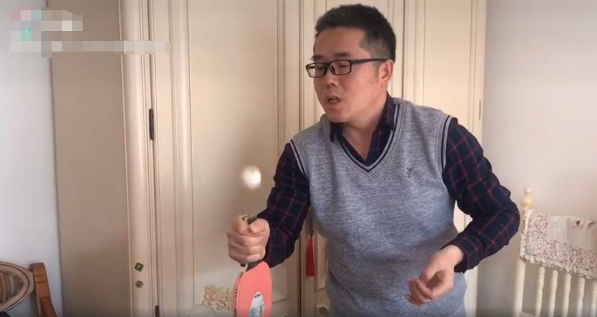 乒乓球拍柄侧面颠球技巧,乒乓球拍柄颠球教学