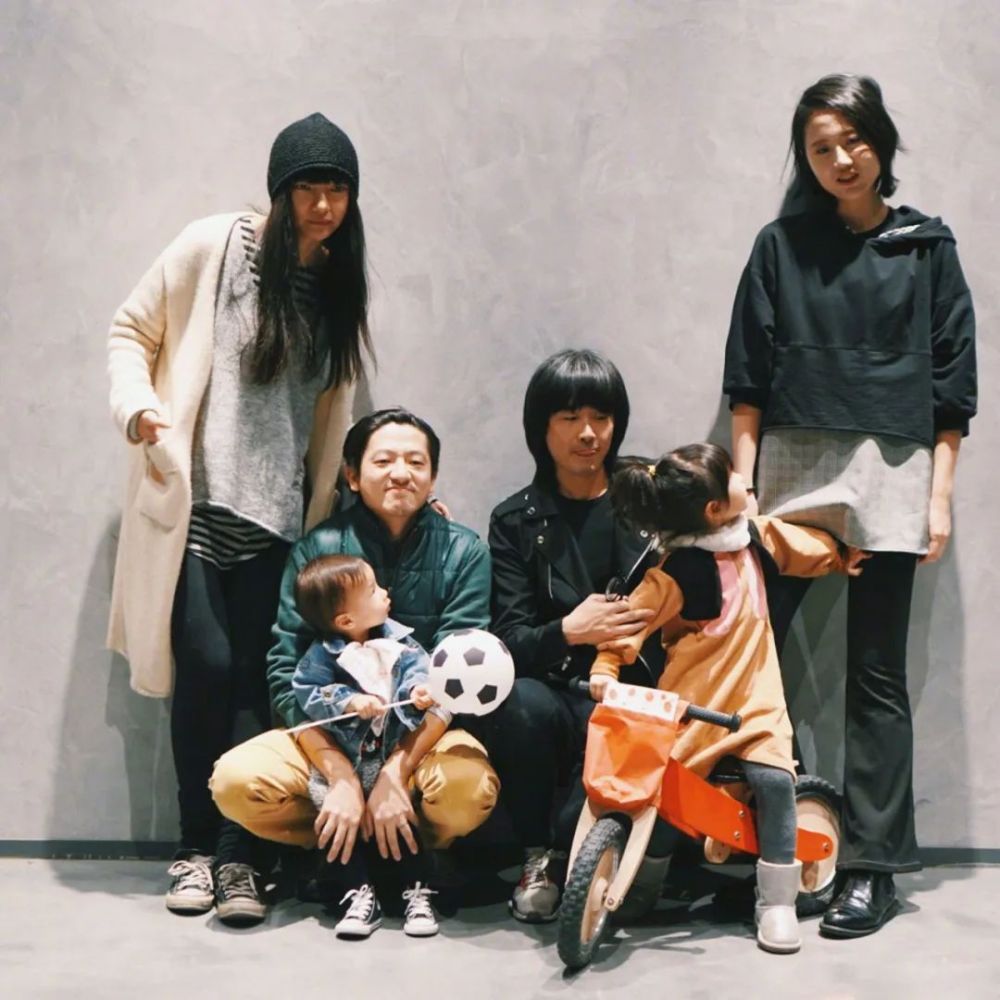 第一文青夫妻40岁了：结婚生子就是最浪漫的事