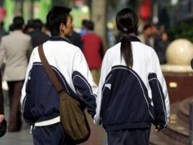 给班里矮的女生起外号奇葩称呼,给班里男生取一个可爱外号