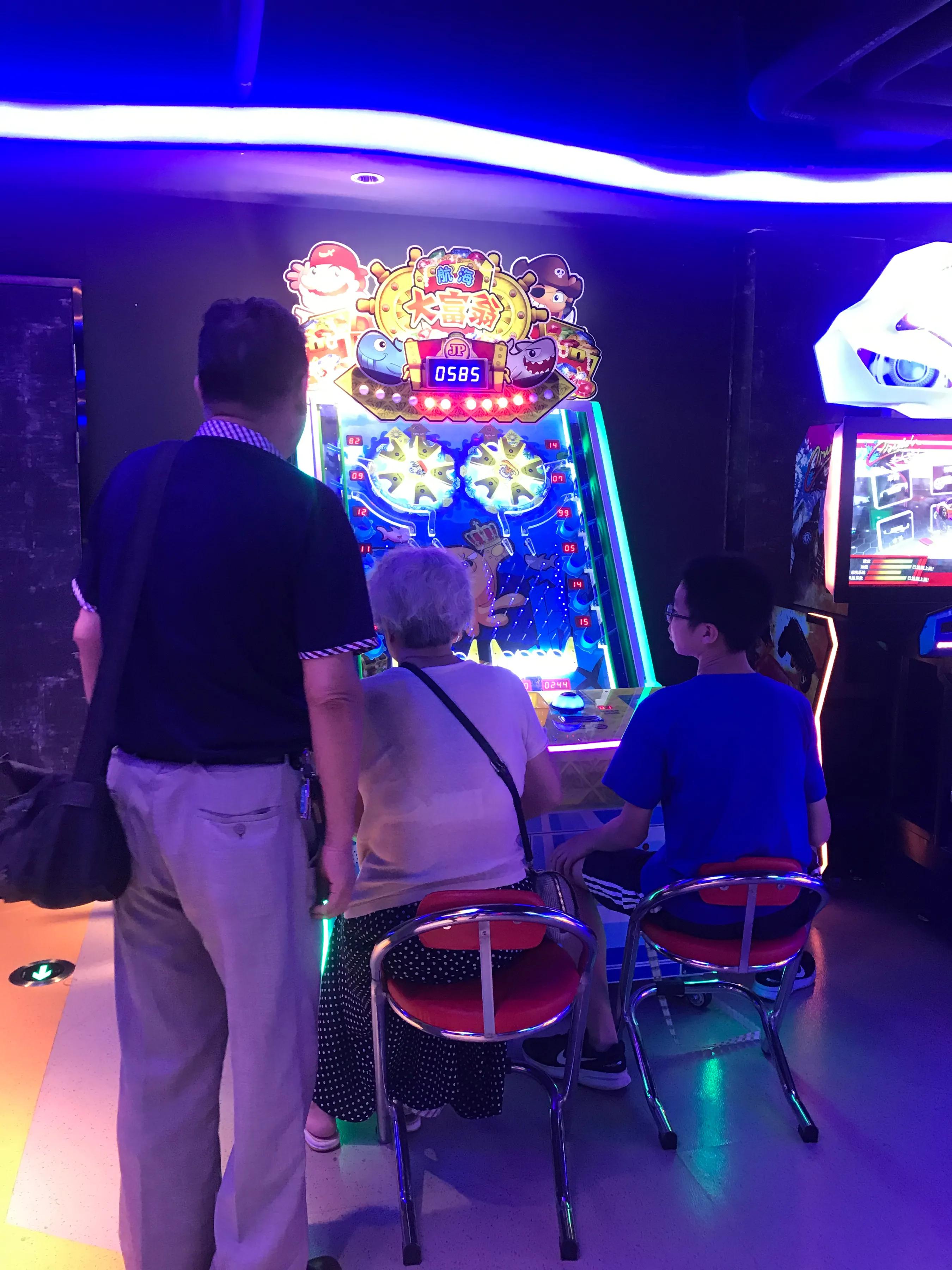 杭州临安湍口氡温泉星泉谷,临安湍口温泉星泉谷度假村