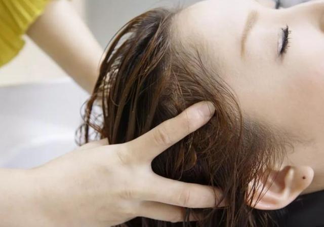 普通人长期吃叶酸,45岁后每天吃一片叶酸