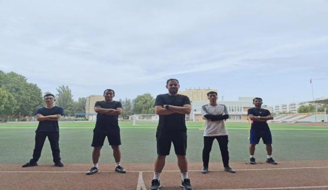 奔跑吧少年新疆足球,奔跑吧少年新疆青少年