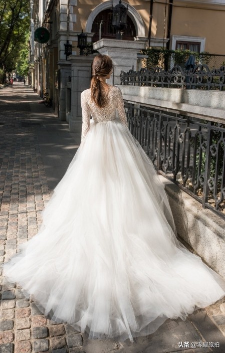 熨烫缎面婚纱诀窍讲解,婚纱熨烫好怎么放