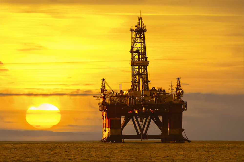 家里有油的来了解一下——石油钻机