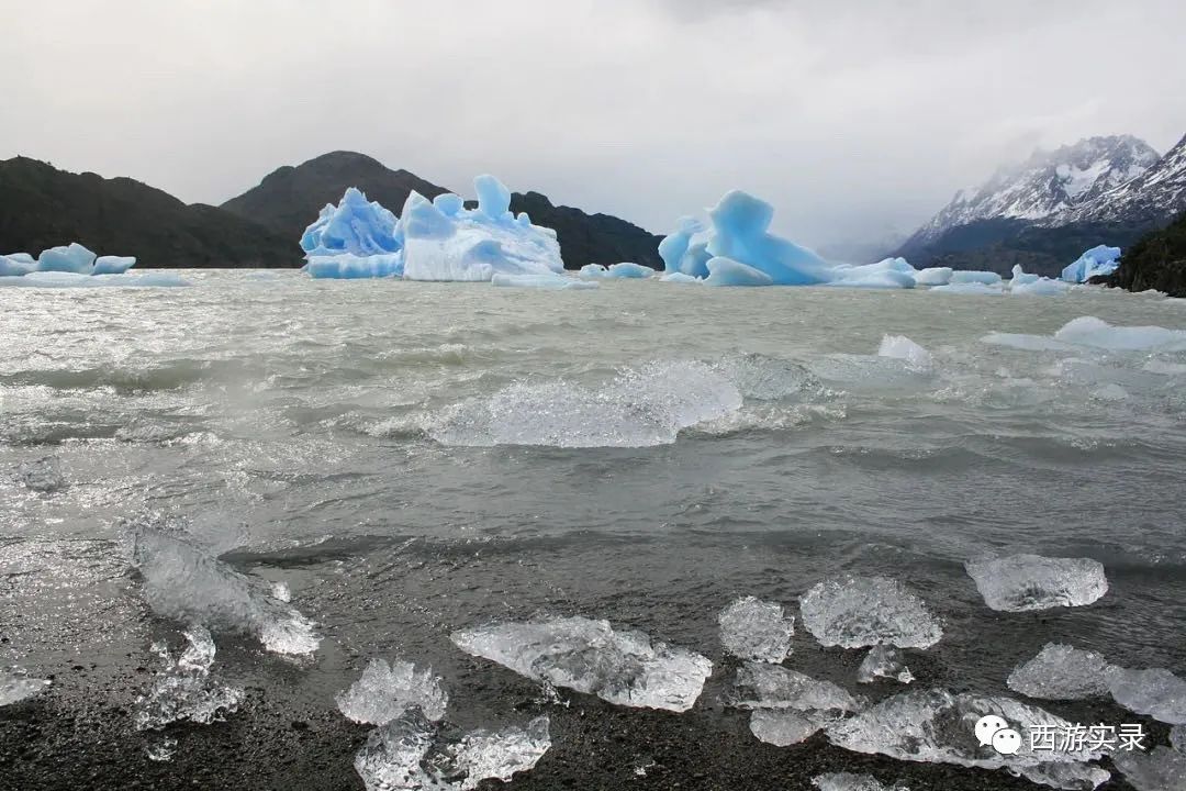 宁愿护照盖满签章，也不要一幢屋子里面装满东西