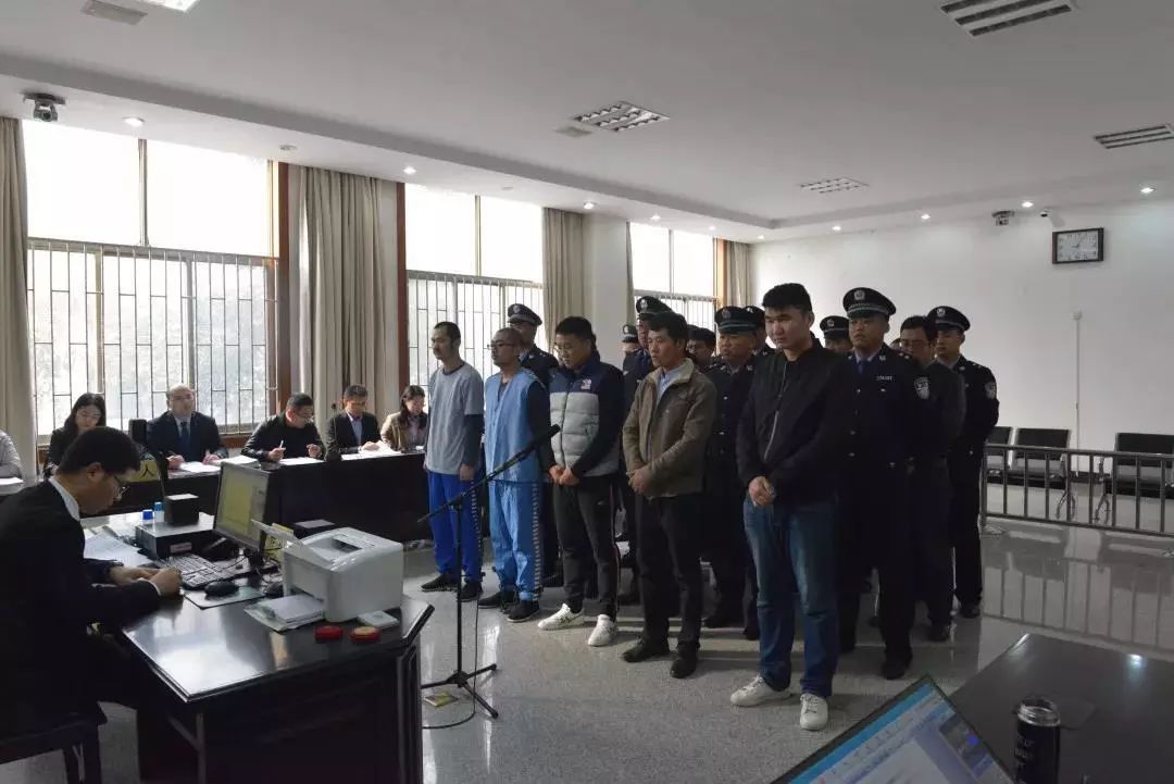 涉案非法经营金额40万判几年,涉案非法集资金额2亿判多久