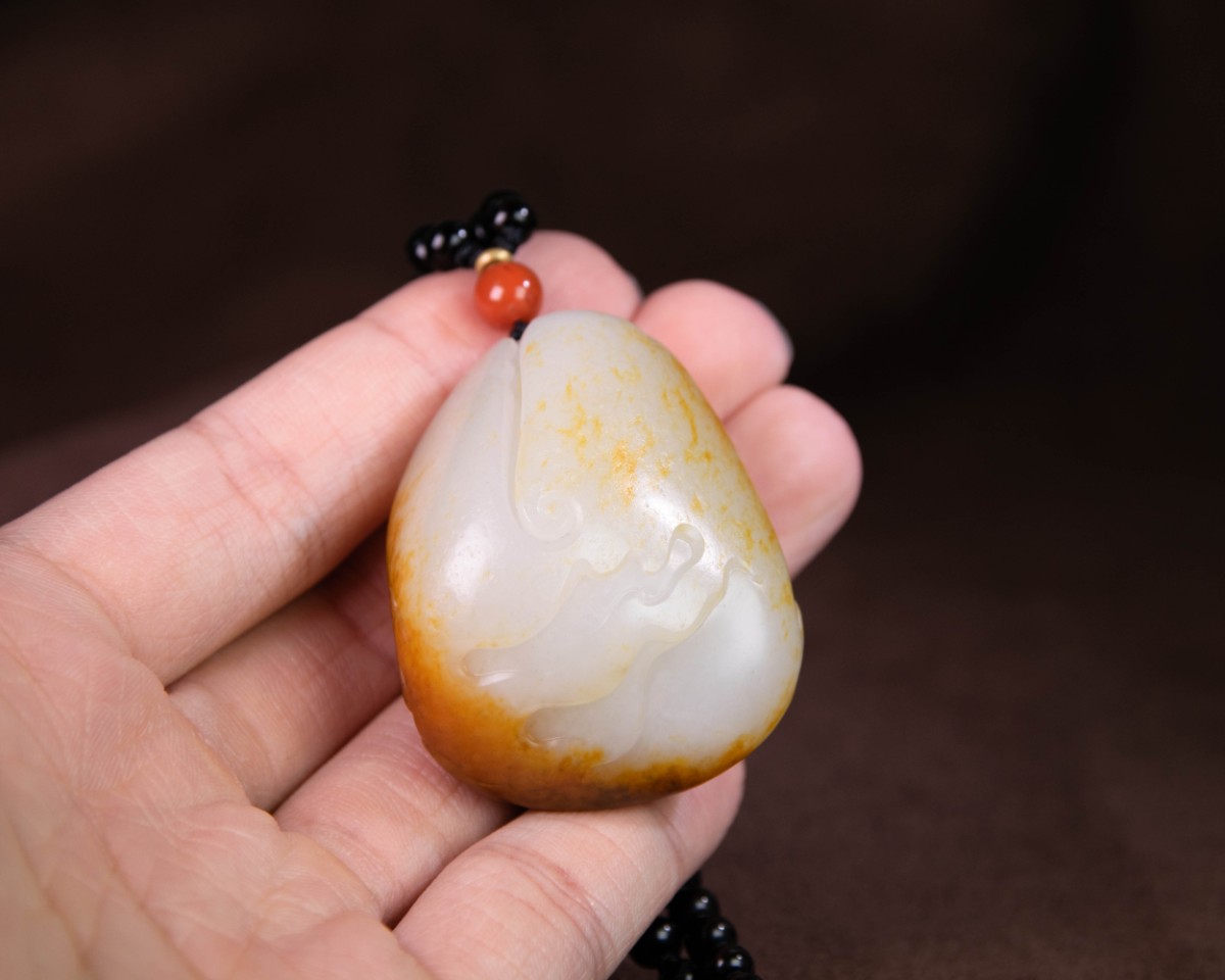 黄沁和田玉籽料优劣鉴别,和田玉原石优劣