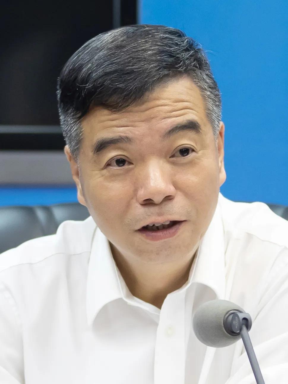 广东佛山星光不负赶路人,深圳星光不问赶路人