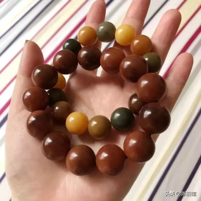 盘包浆后的核桃,霸王龙文玩手串形成包浆后怎么办