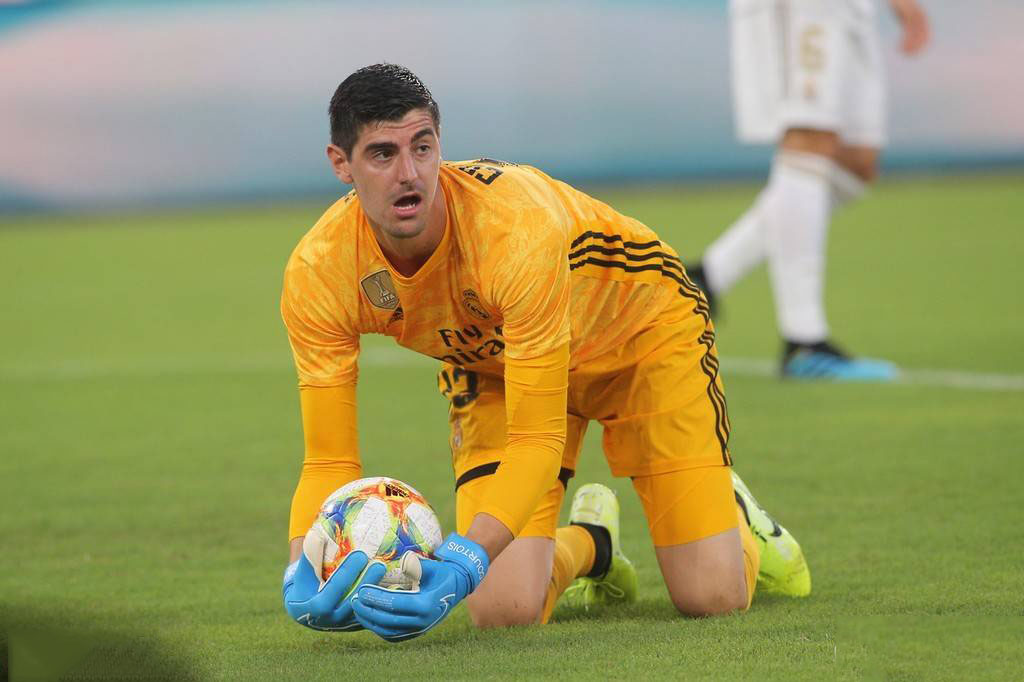 四连扑最强门将奥布拉克,实况门将阿利松和奥布拉克