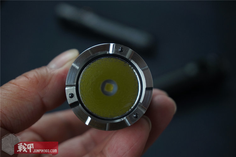 纳丽德p80强光手电筒评测,纳丽德p80手电可以带上高铁吗