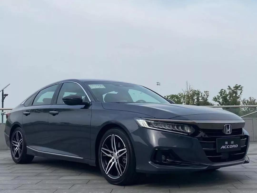 2022款雅阁1.5t豪华版试驾视频,新款广汽本田雅阁测评