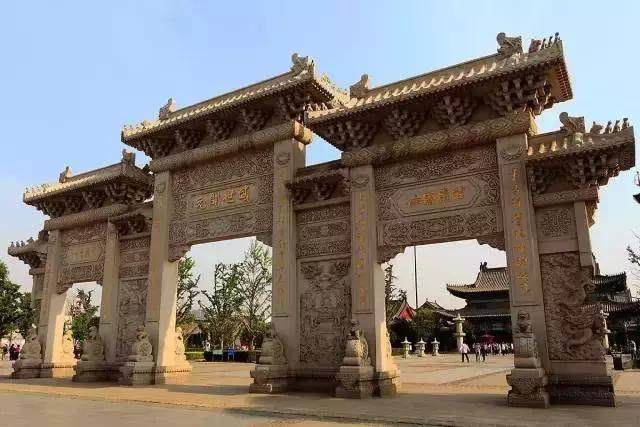 别去丽江了！北京出发只有3站，不到60块，就有一座三千年古城！